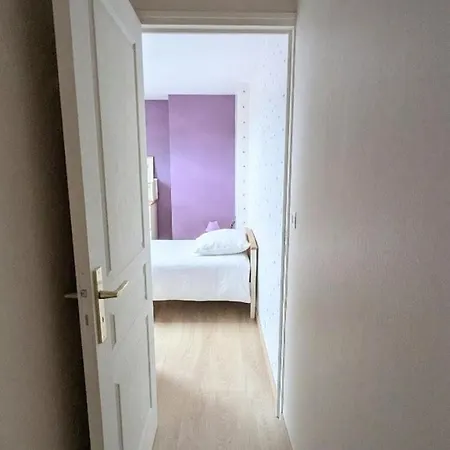 Holiday home Comfortable Family Quettreville-sur-Sienne